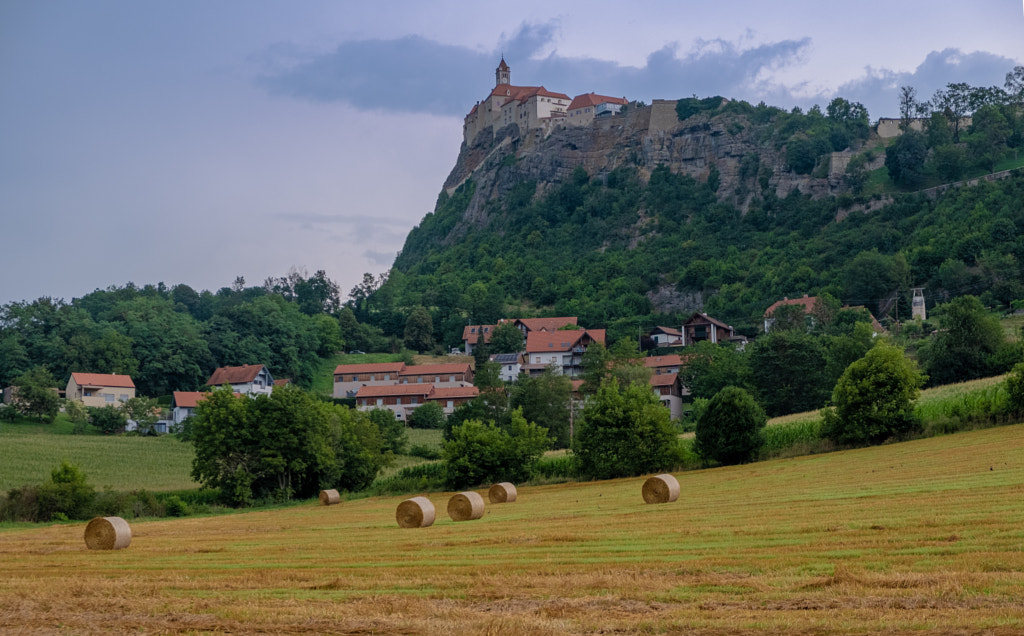 Riegersburg castle and the haystacks field by Pavel Baturin on 500px.com