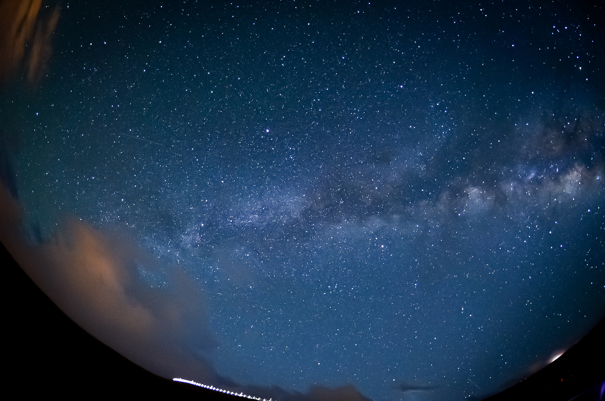 Nikon AF DX Fisheye-Nikkor 10.5mm F2.8G ED sample photo. Milky way photography