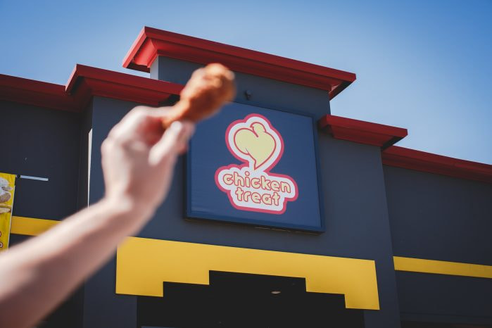 Chicken Treat - Social Meteor