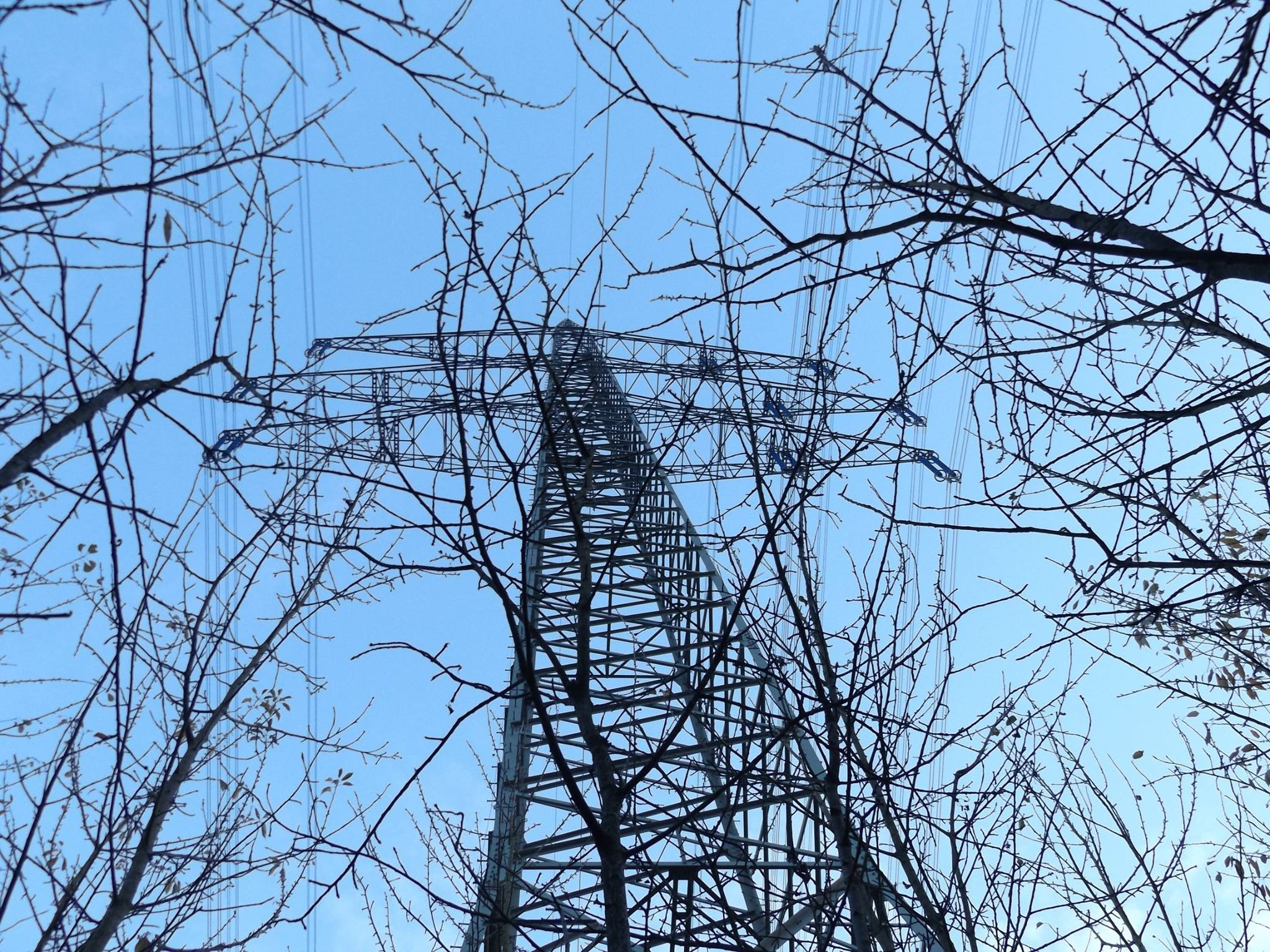 90 meters high Pylon