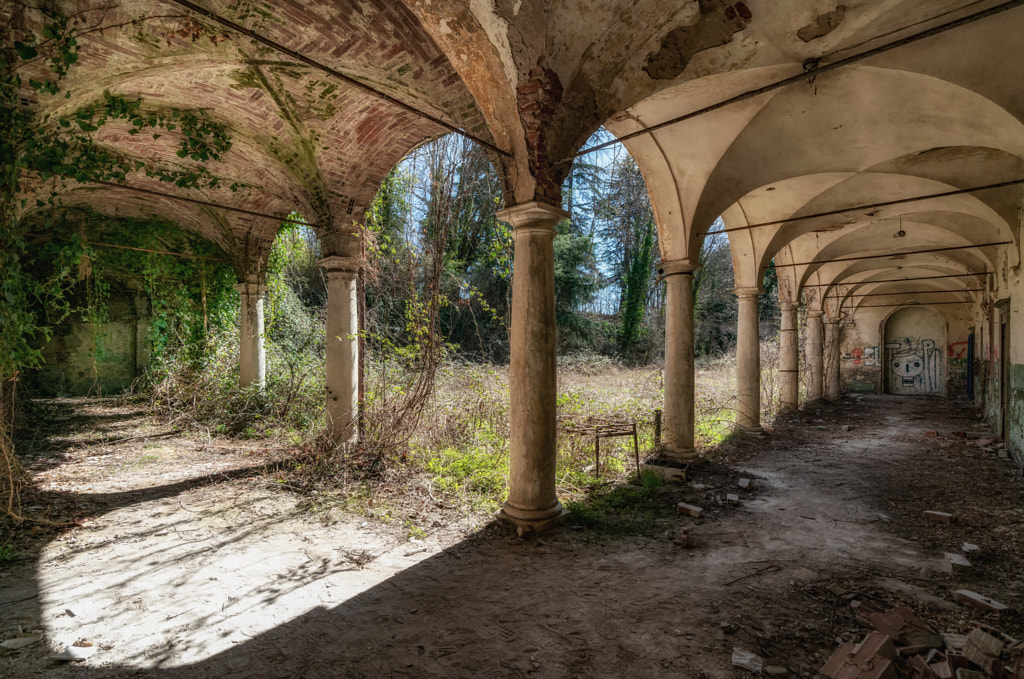 Abandoned Villa Moglia by Michael Sroka on 500px.com