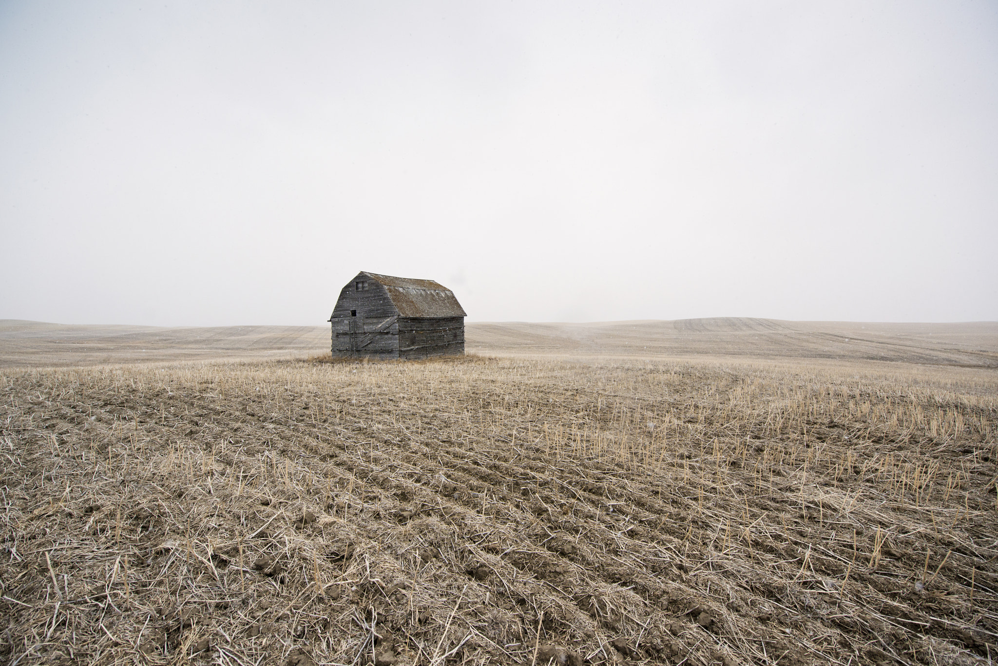 Vintage Prairie Barn in Decay