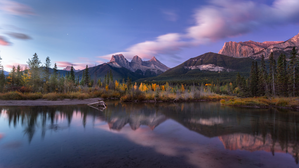 Three Sisters Sunrise by Perry Hoag / 500px