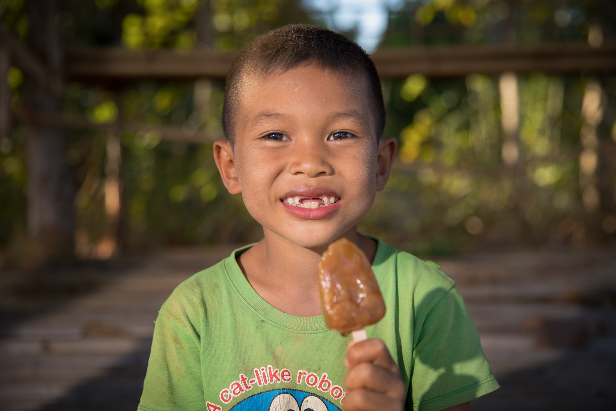 Ice cream and broken tooth