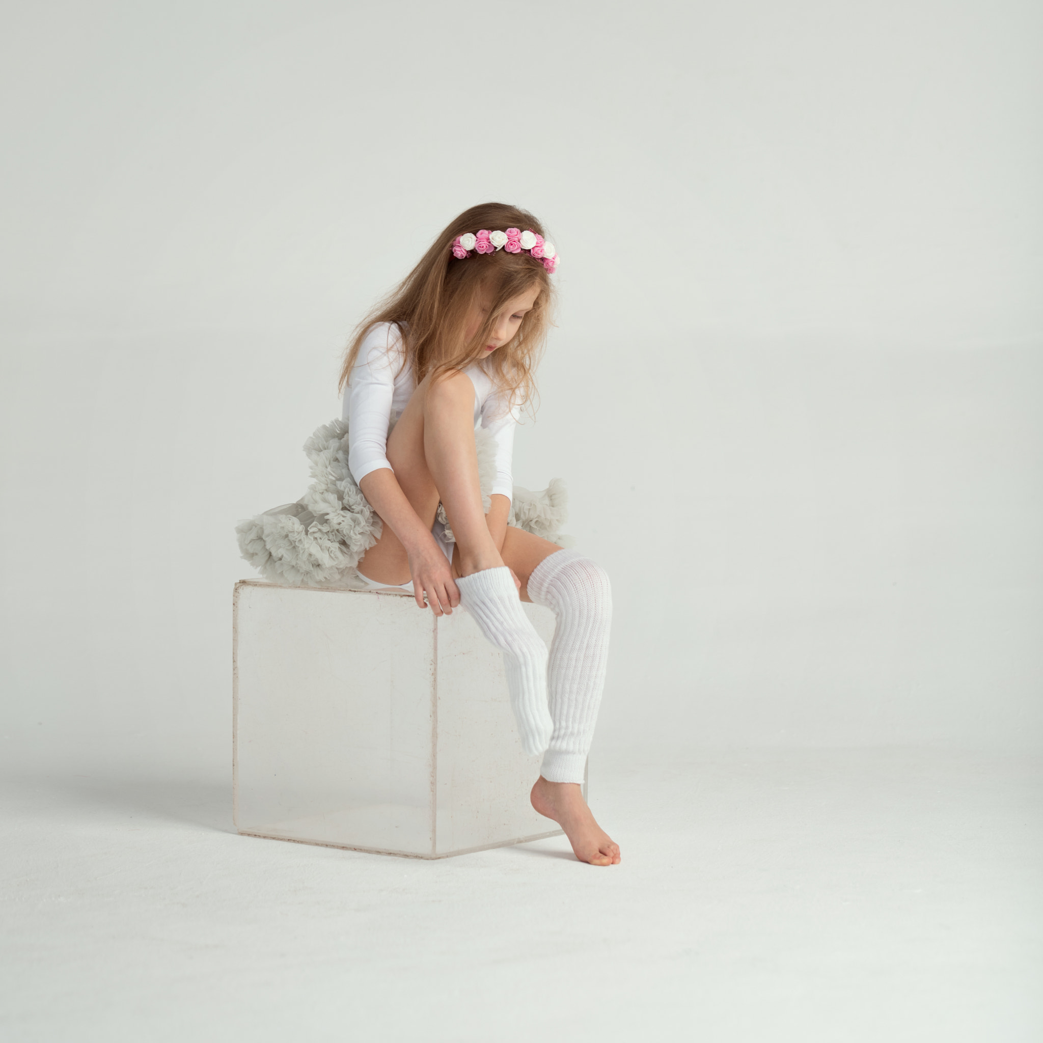 Alice wearing gaiters