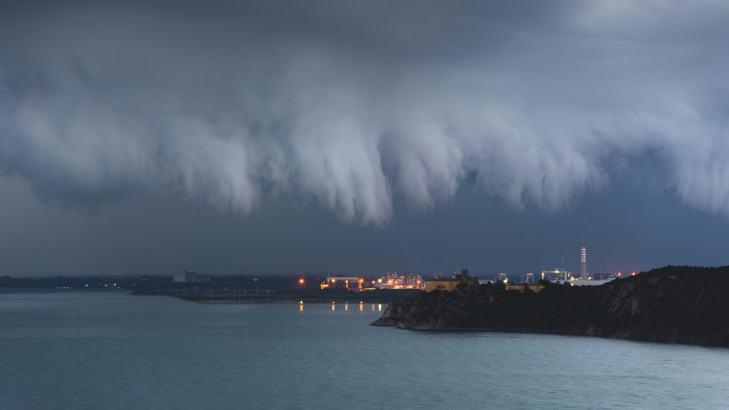 Sea Storm Frontal Clouds by Jure Batagelj on 500px.com