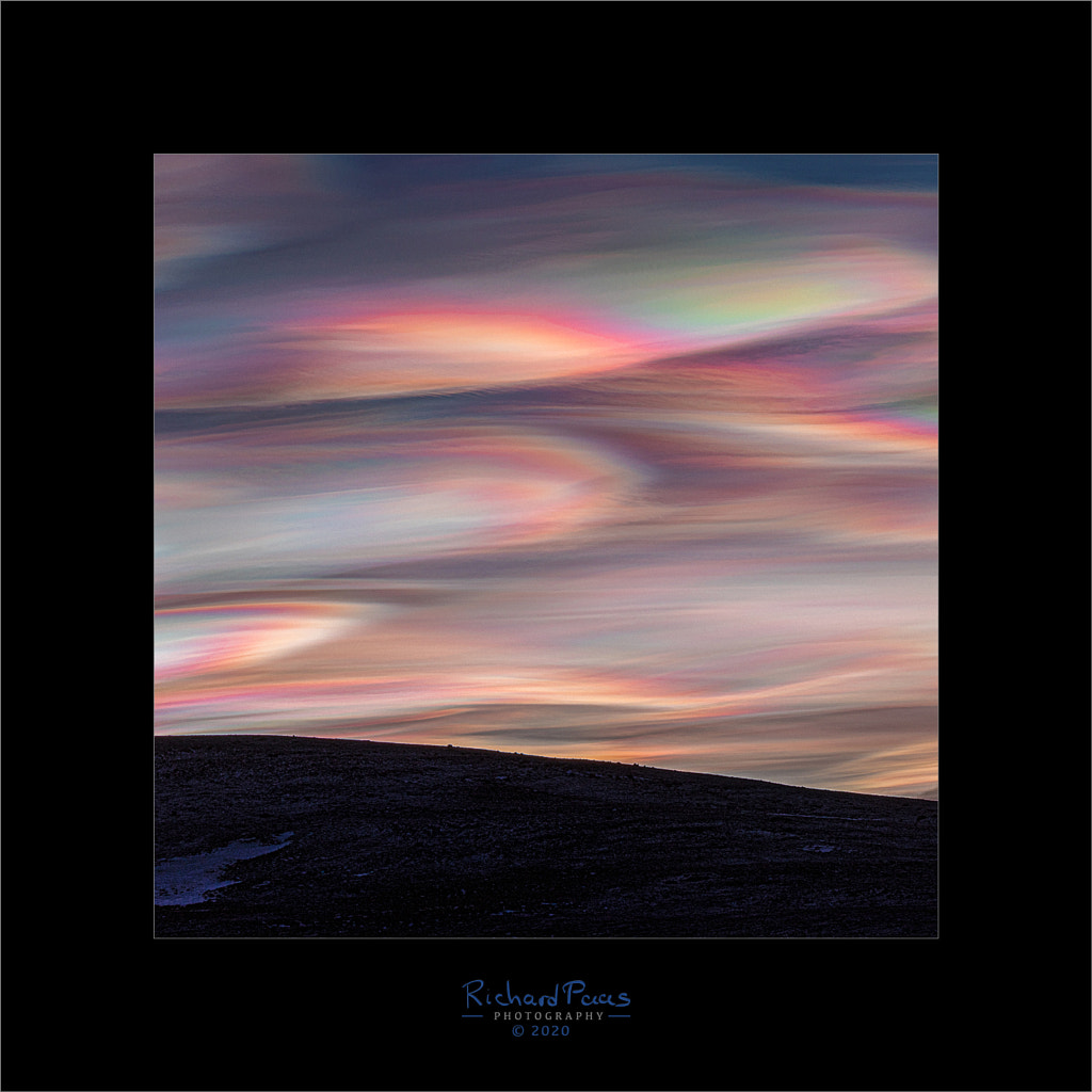 Polar Stratospheric Clouds (PSC) by Richard Paas on 500px.com