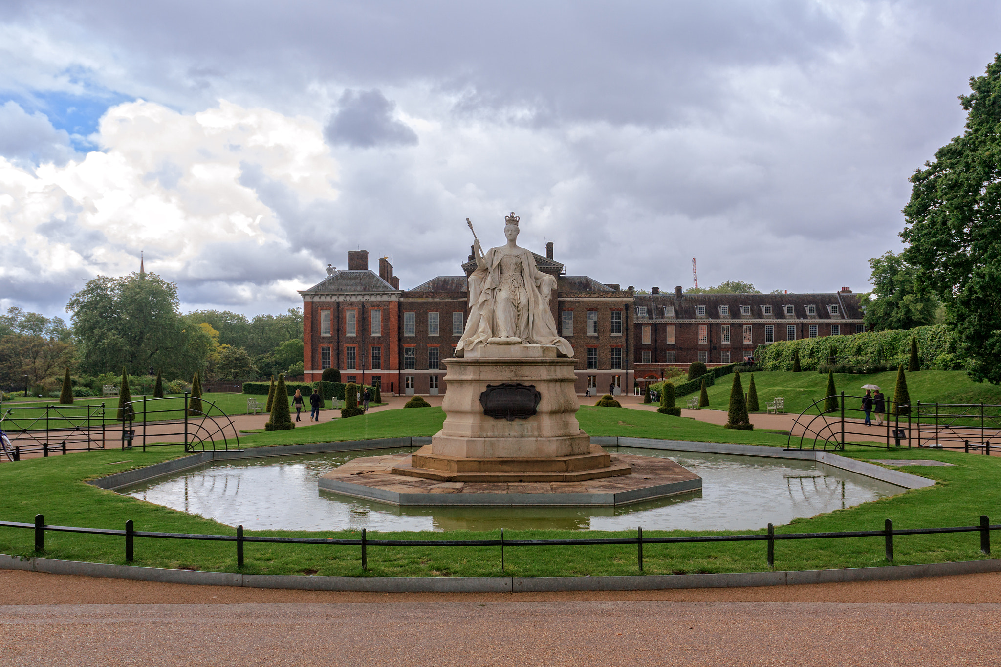 Kensington palace and gardens