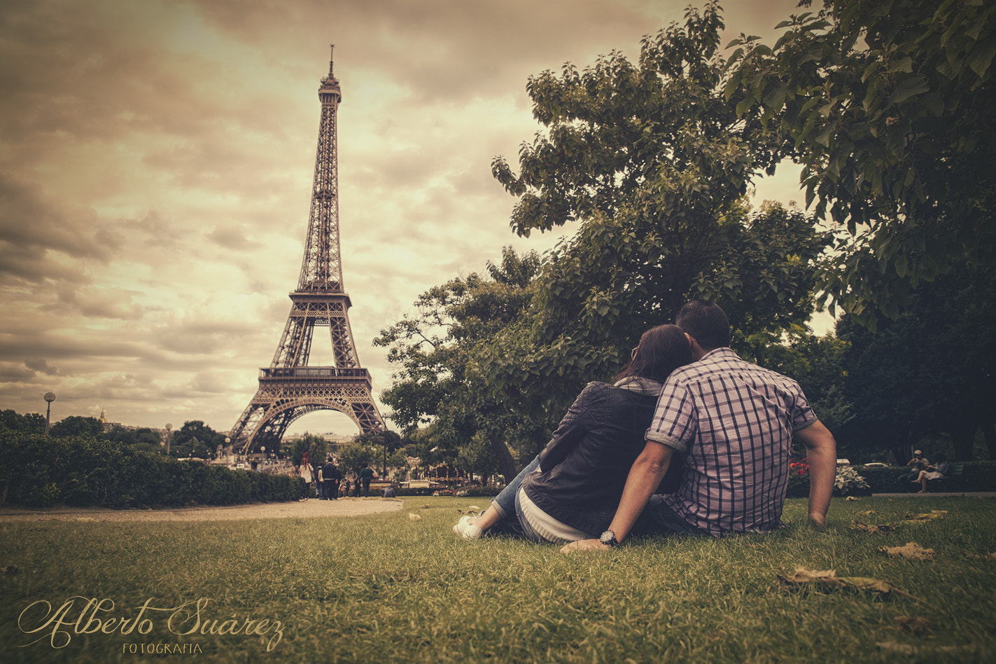Paris Lovers