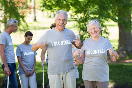 6 Reasons to Volunteer in the Golden Years