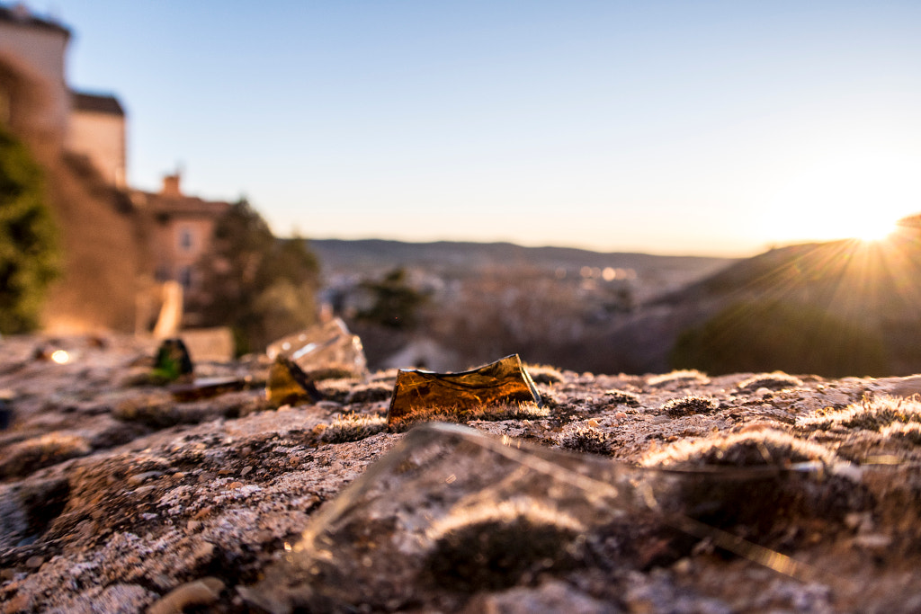 Broken glass by Jose Javier Martínez on 500px.com