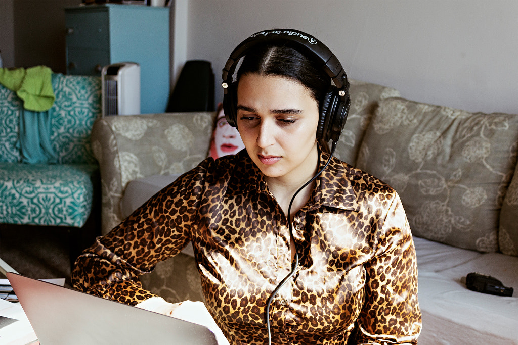 Young Woman Editing Audio,in US, Salam Fatayer by Dahyembi Joi on 500px.com