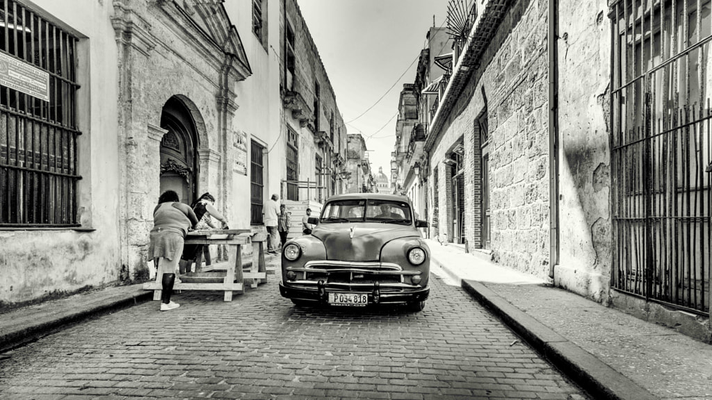 in the streets of Habana Veja by Stefan Radi on 500px.com