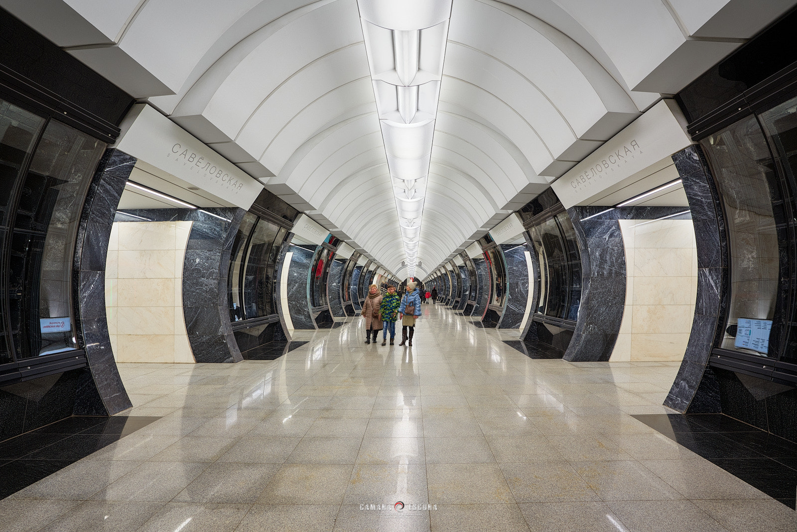 Russia@Moscow \\ Mezhdunarodnaya Station