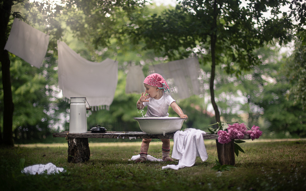 Laundress by Monika Porabik on 500px.com