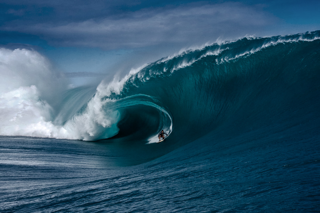 Code Red_Raimana Van Bastolaer_Teahupoo_Tahiti by Romuald Pliquet on 500px.com