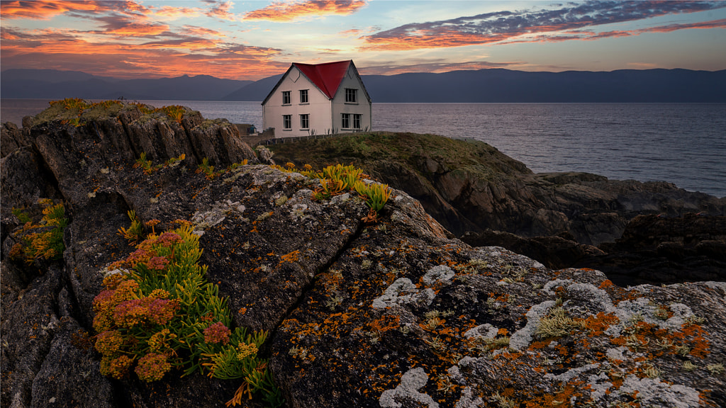 The house behind the rocks . by Vic Perri on 500px.com