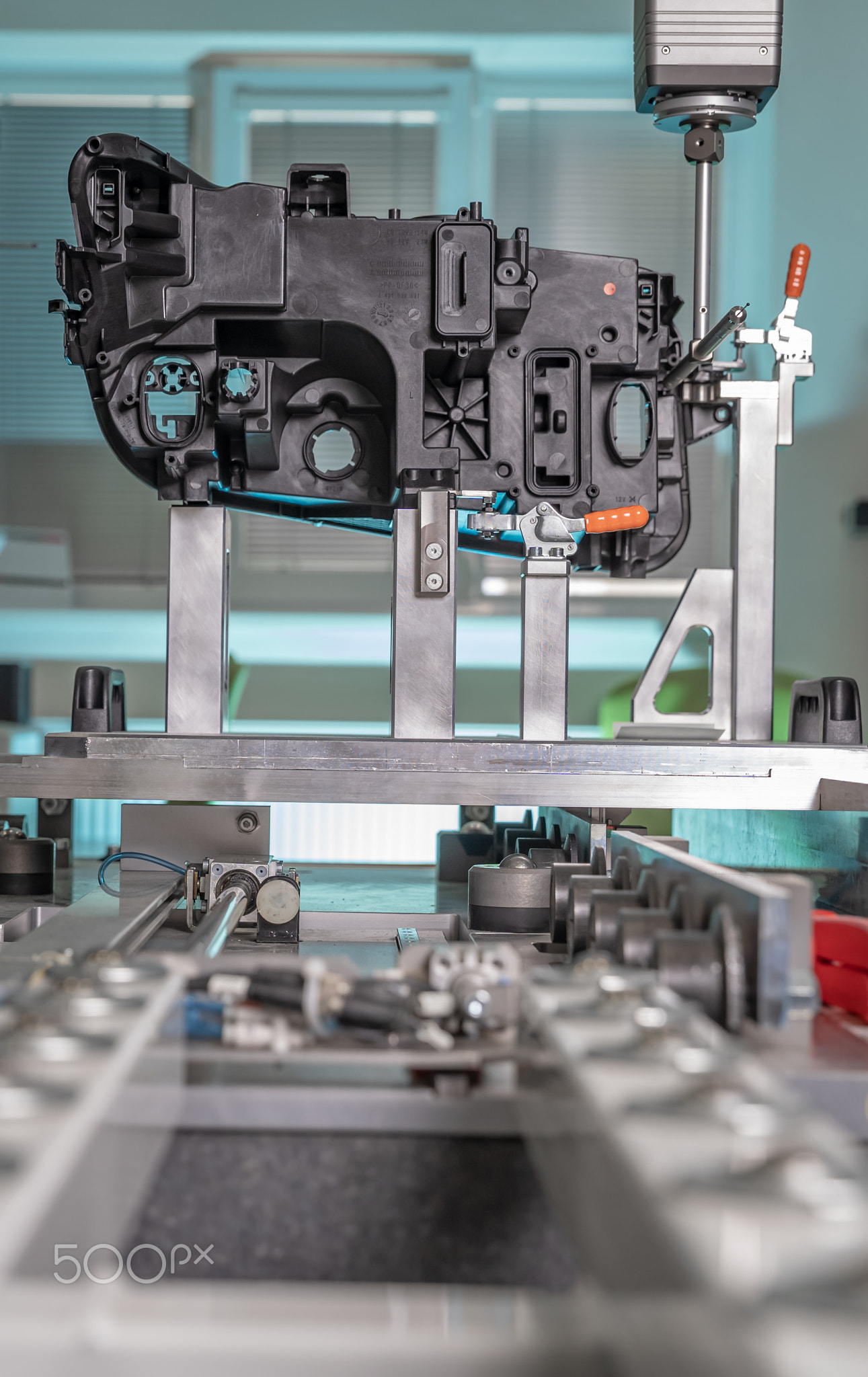 3D measurement of plastic castings on a modern machine. Industry 4.0