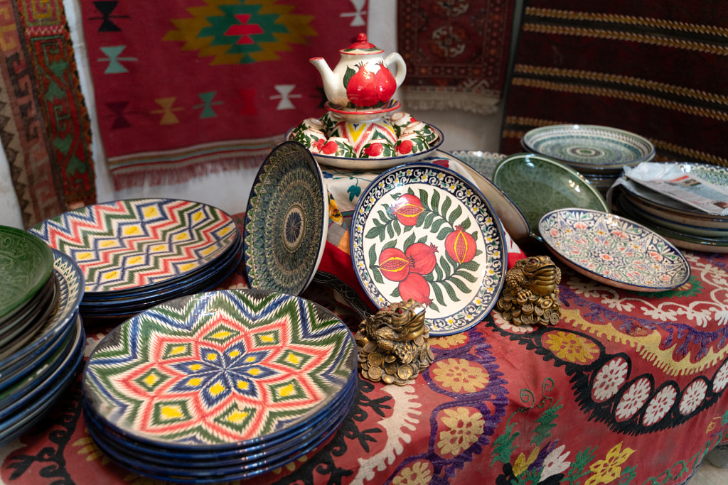 The uzbek market with traditional uzbekistan dishes in Bukhara by Aleksey Gavrikov on 500px.com