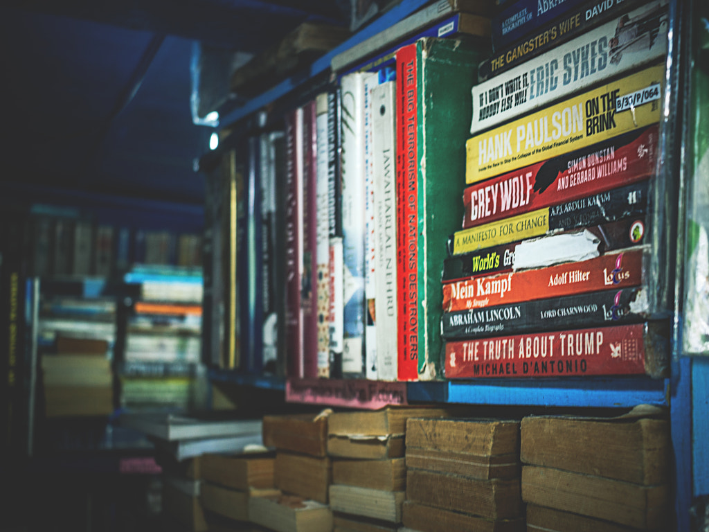 McCallum Road — Colombo’s Street Library Son of the Morning Light
