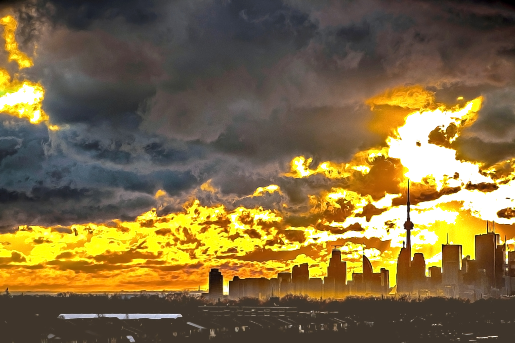 Amazing clouds, evening at Toronto