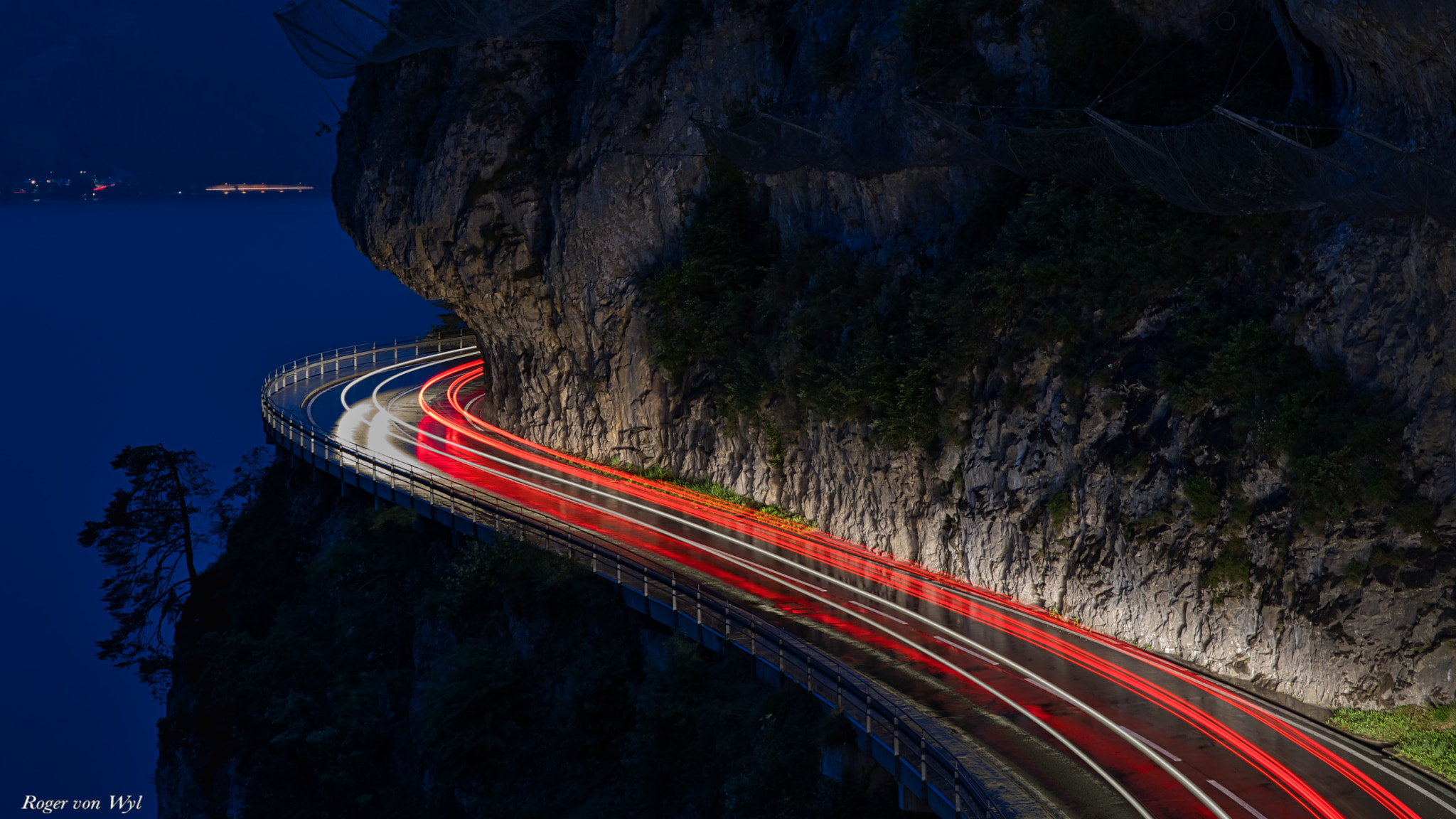 v2?sig=2ef2e5f217447b1db9a67b00e651ed0e93c7669c740957f83dbe476606abc384