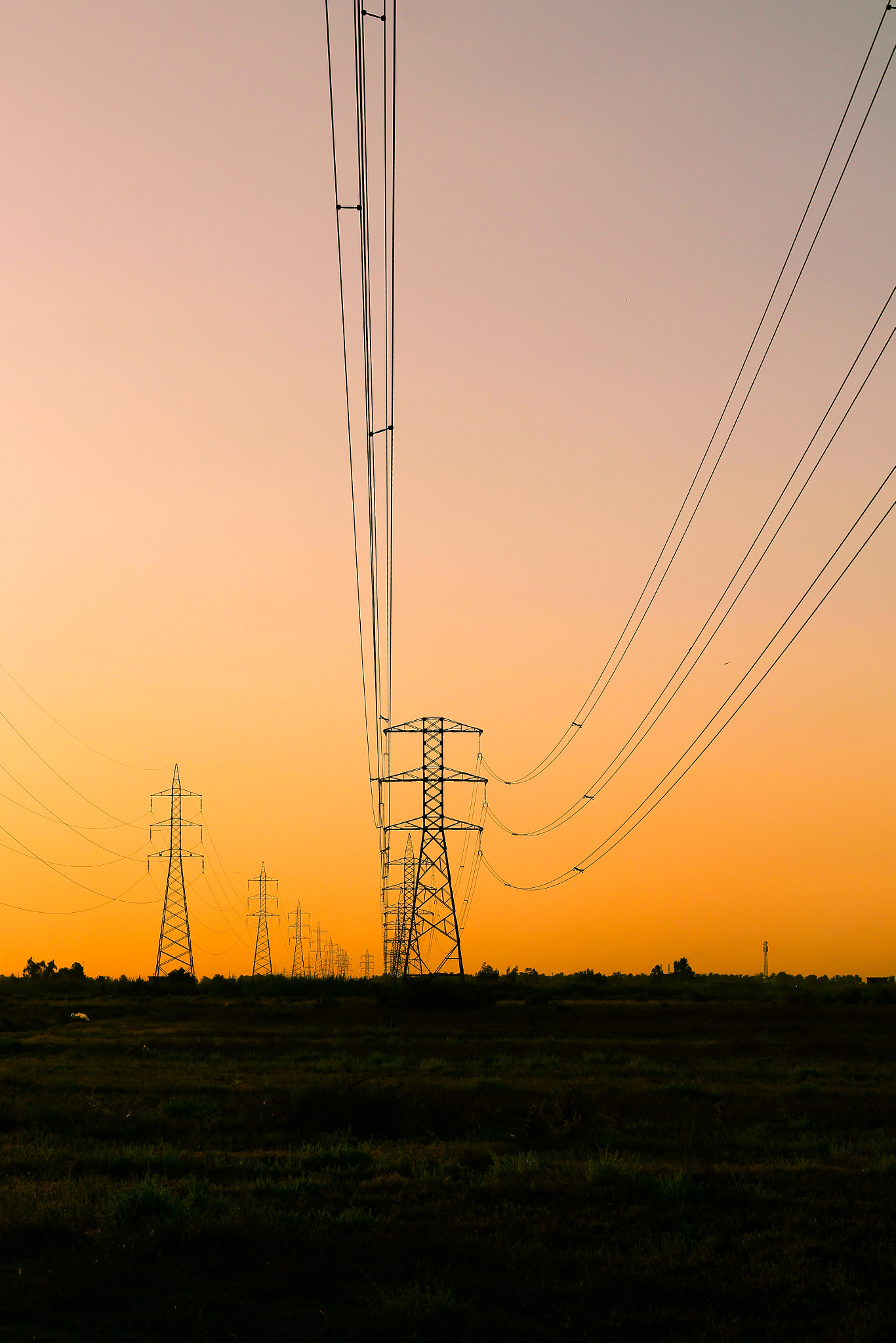 اعمده الكهرباء