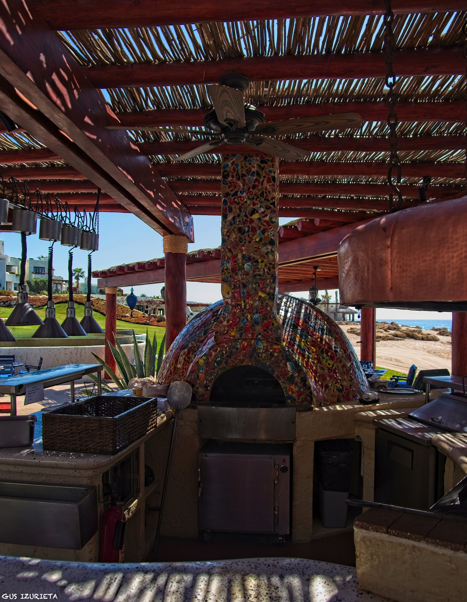 PIZZA OVEN