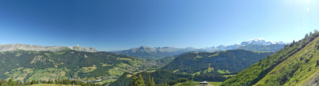 Giga-pano : from Les Aravis to Le Mont-Blanc  by Yves LE LAYO on 500px.com
