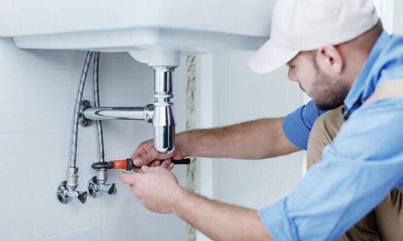 Reasons to Hire a Plumber New Orleans for home guide
