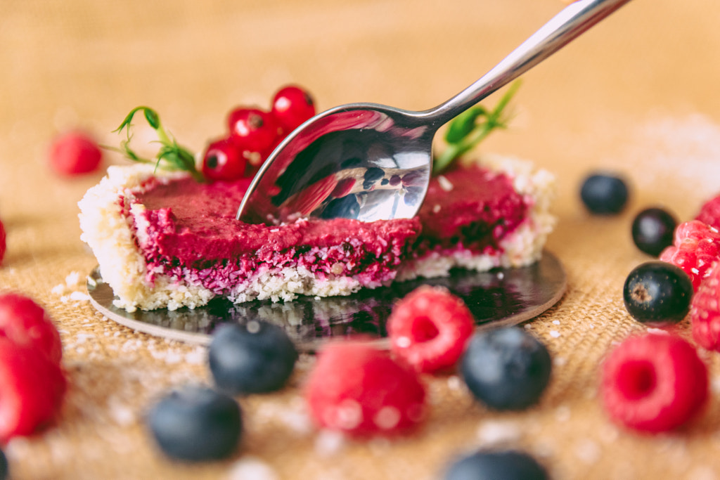 Healthy and delicious raw vegan desserts by Octavian Sova on 500px.com