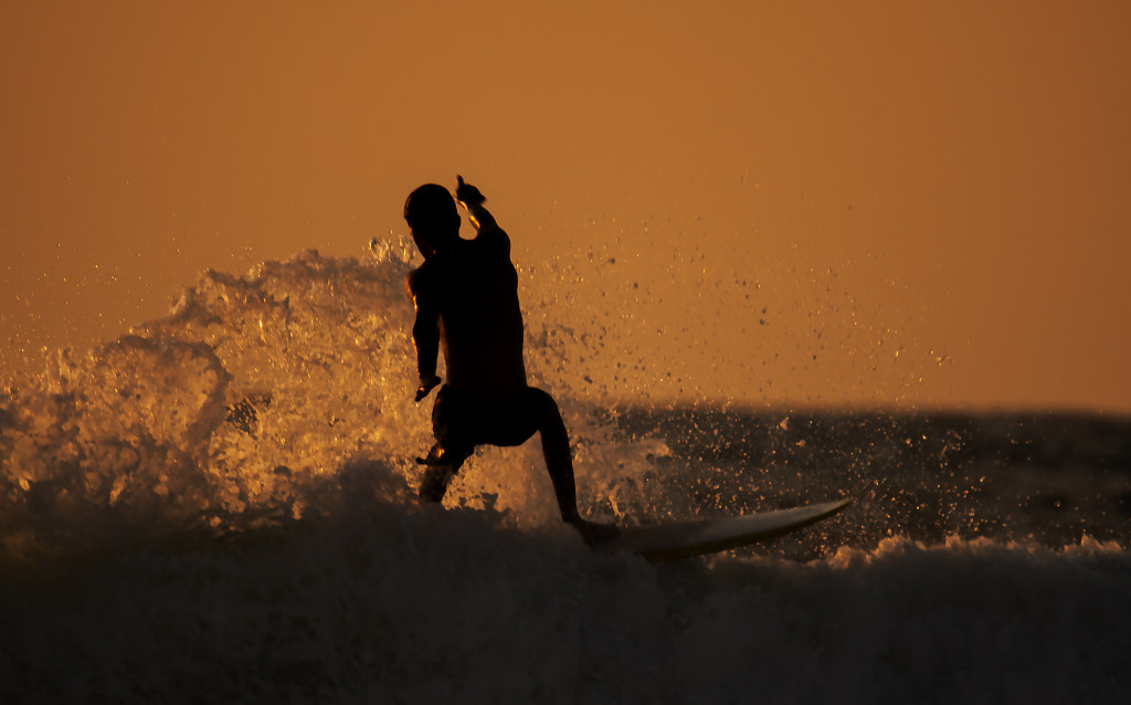 Surf at sunset by Yuval Shlomo on 500px.com