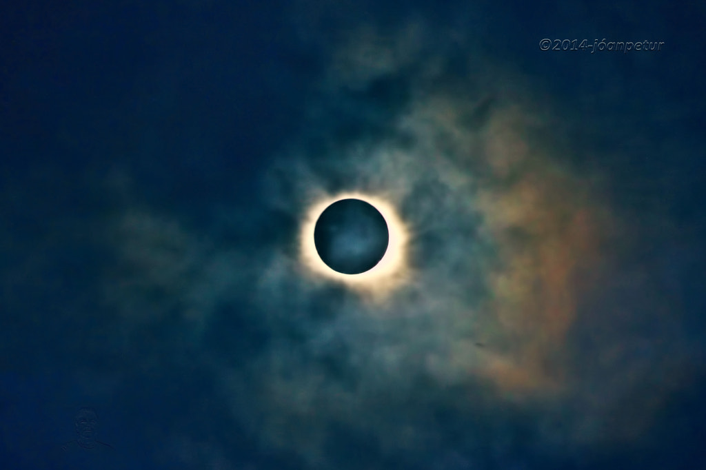 Total solar eclipse in Faroe Islands 20-03-2015 by Jóan Petur Olsen on 500px.com