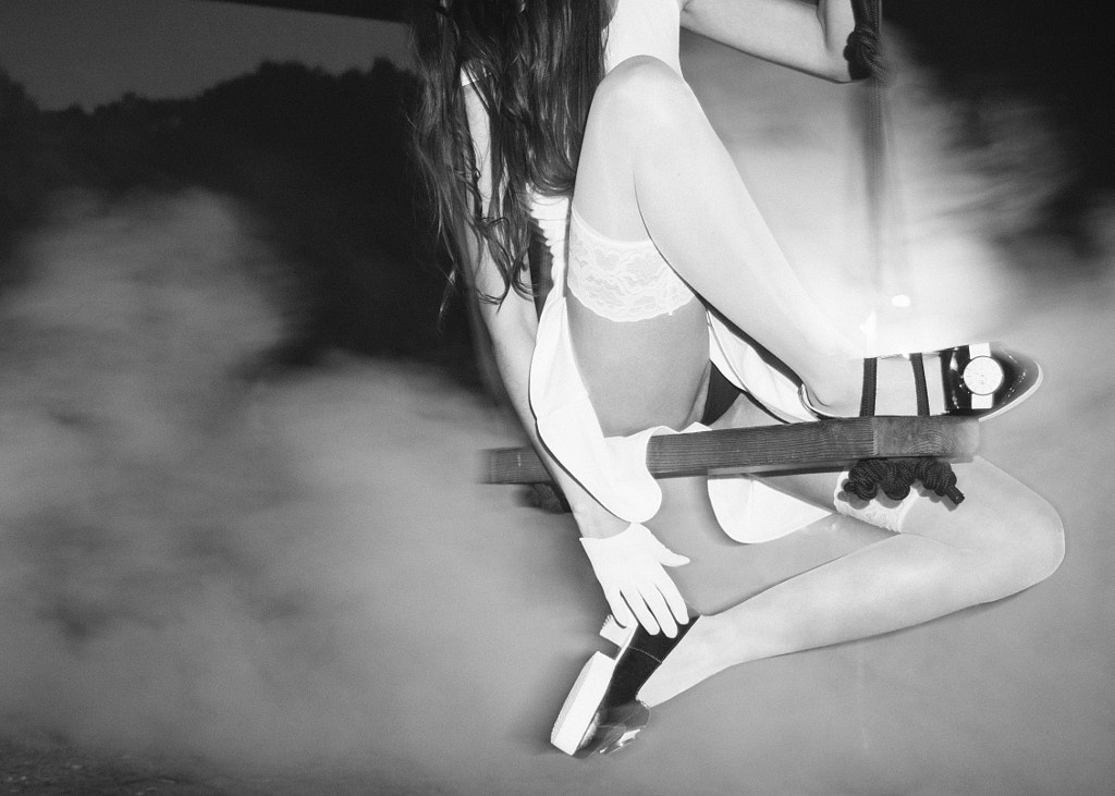 Foggy Fashion Flirt by Linas Vaitonis on 500px.com