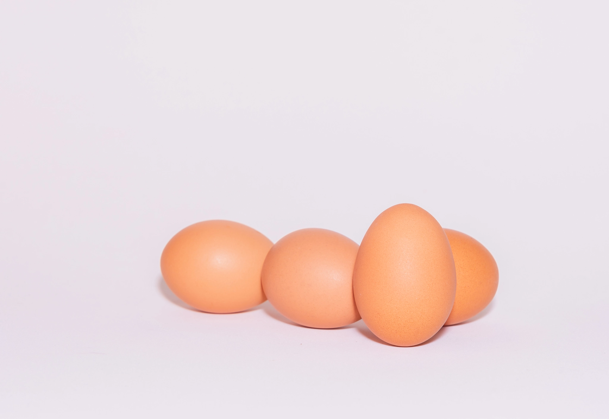 Fresh and hygienic chicken eggs ready for cooking