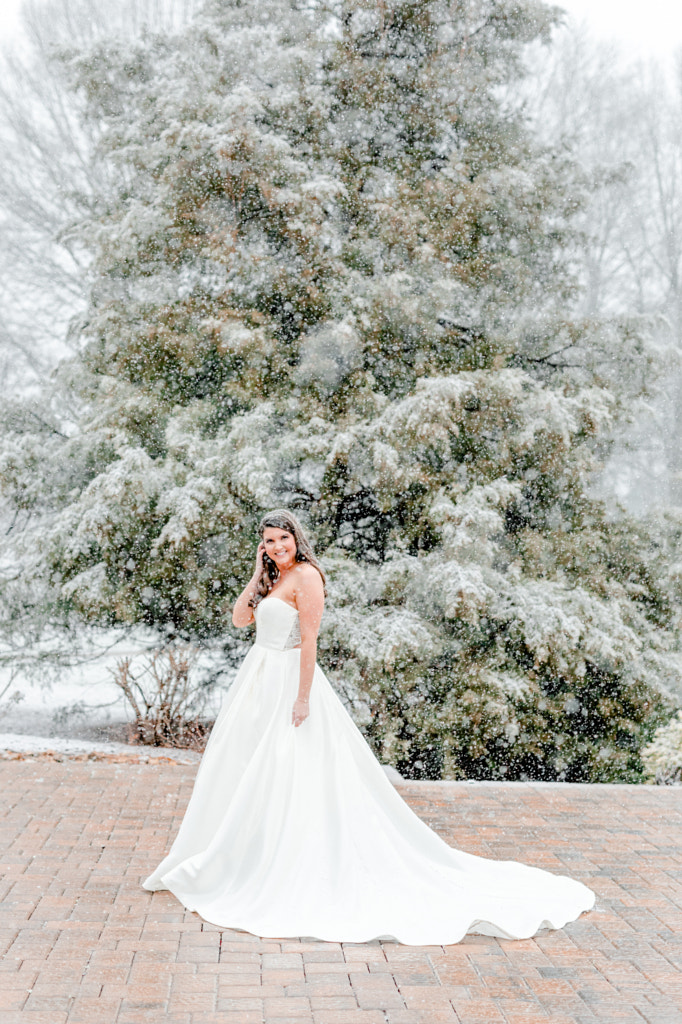 Snowy Oaks Salem Bridal