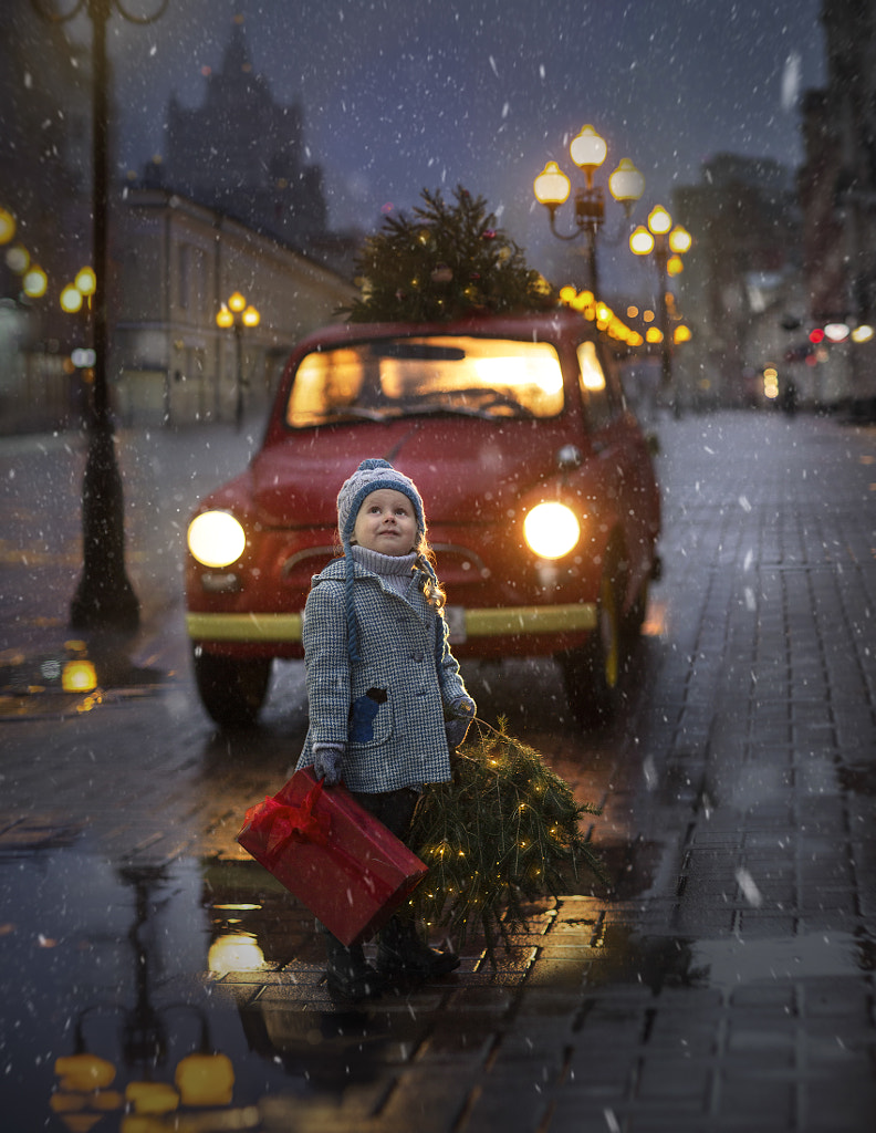 waiting for a miracle...(Moscow) by Elena Shumilova on 500px.com