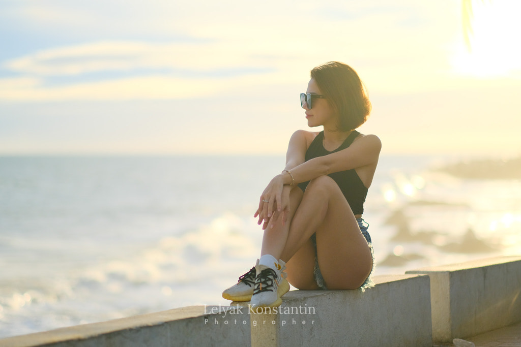 Happy sunset girl by Konstantin Lelyak on 500px.com