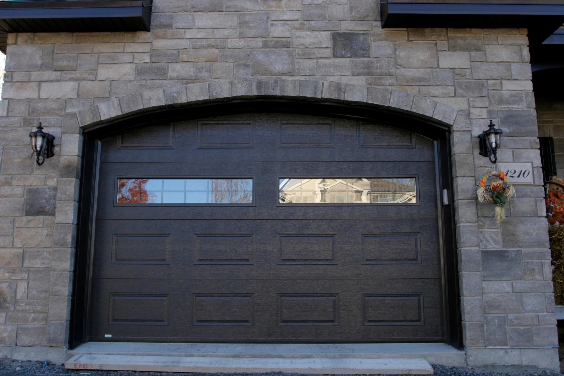 Portes De Garage Deux-Montagnes