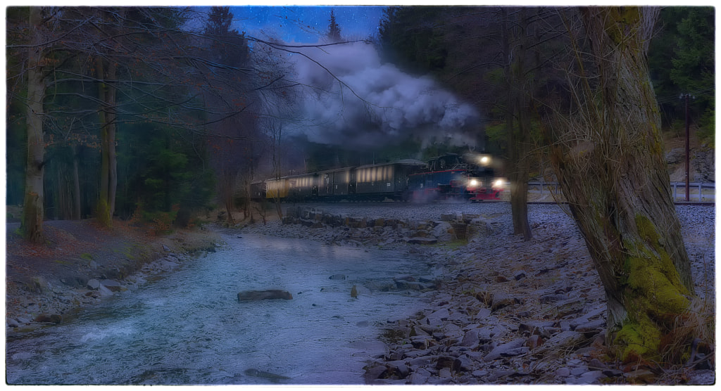 The Nighttrain by Matthias Phuong on 500px.com