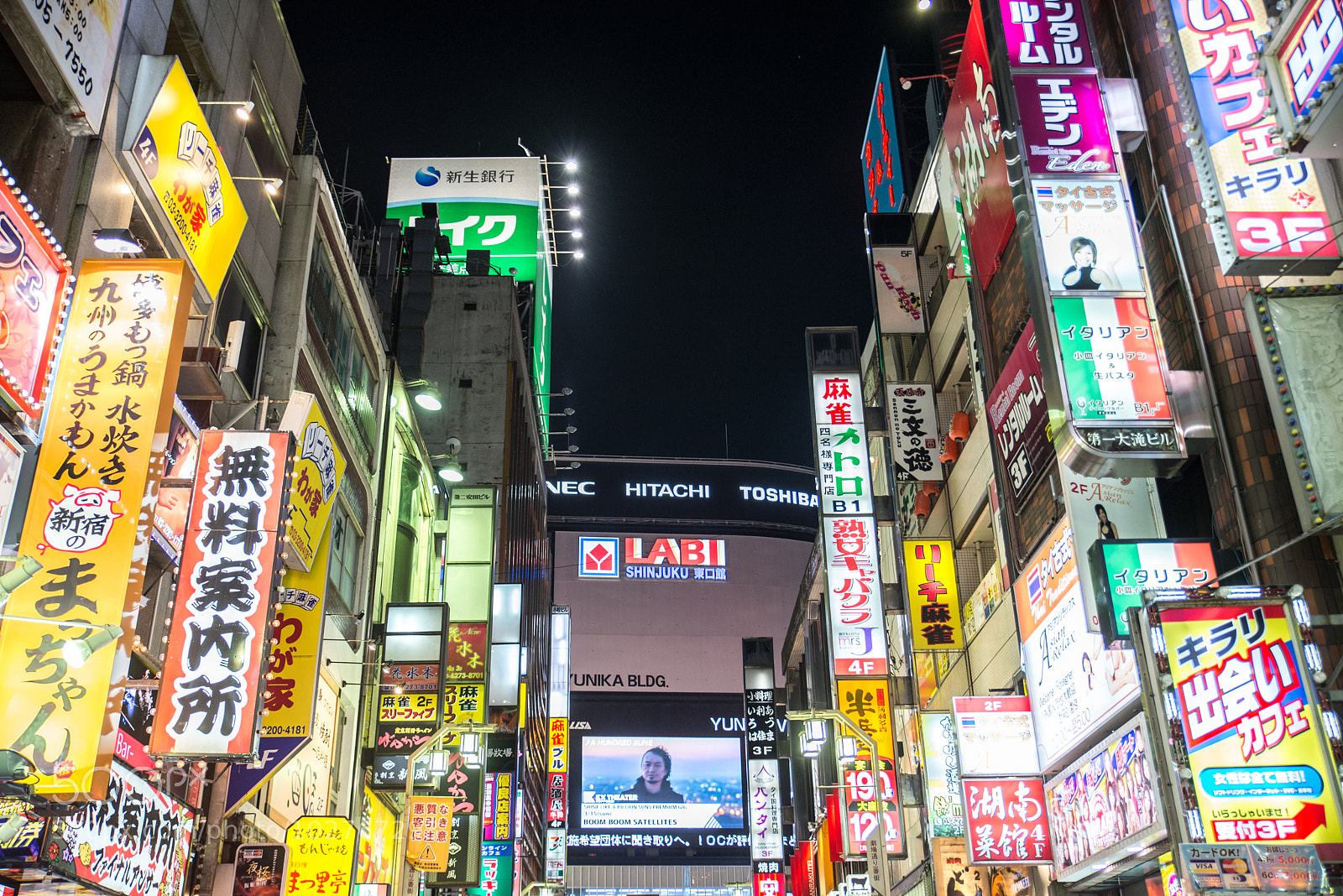 Nikon D610 sample photo. Shinjuku,tokyo photography