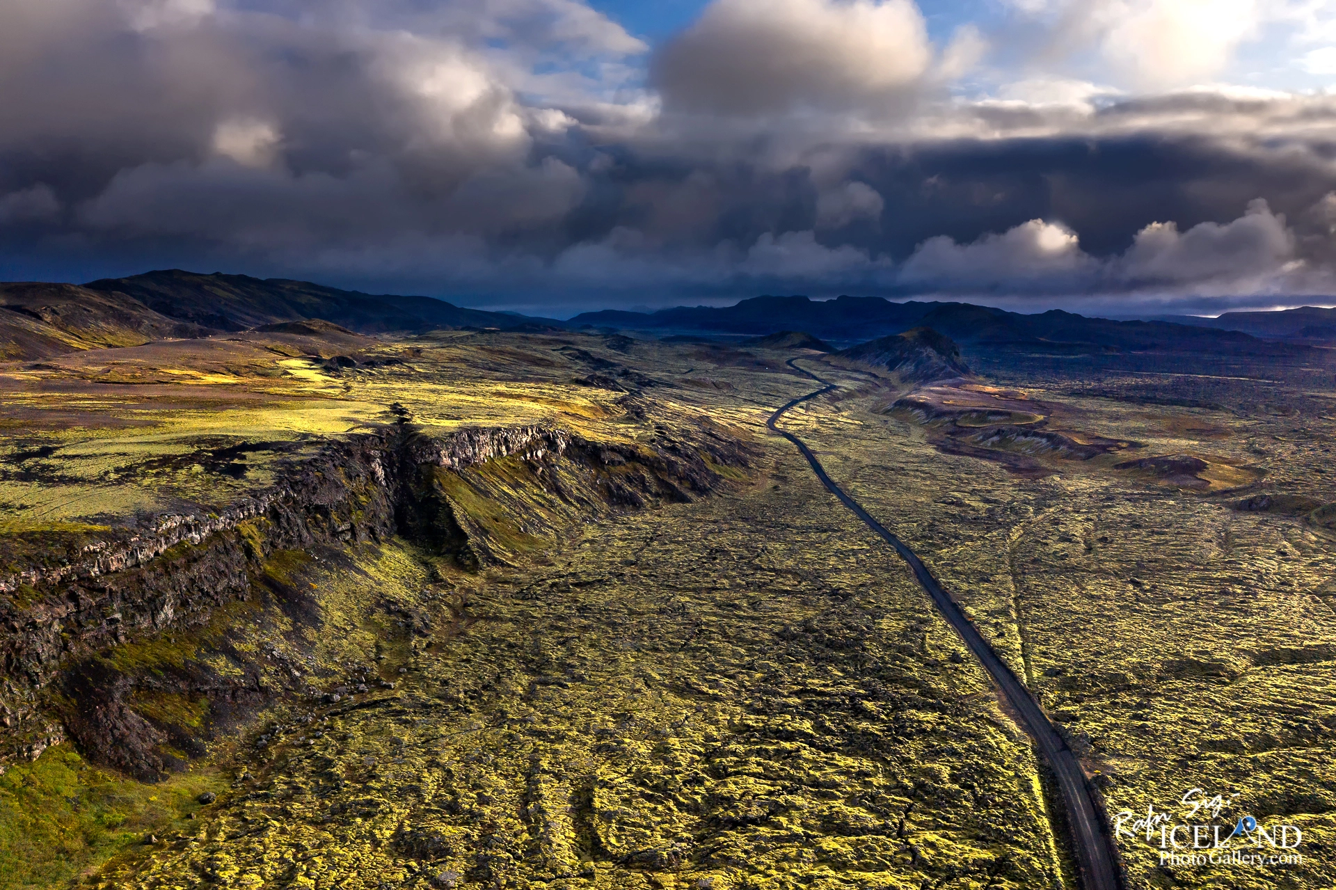 Reykjanes Hidden roads │ Iceland Landscape Photography