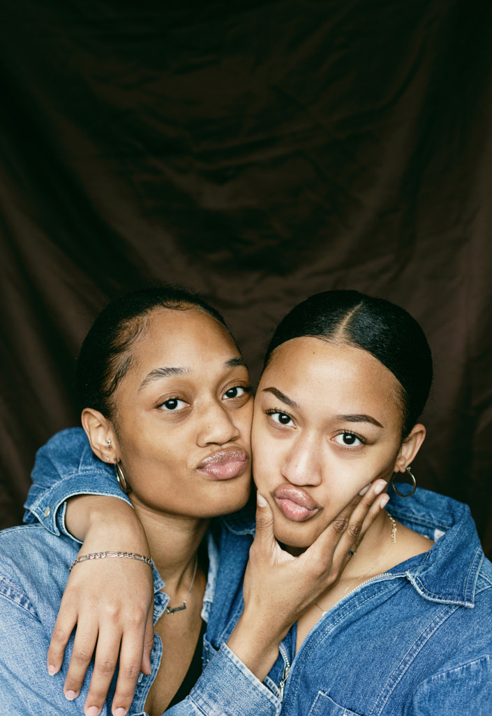 Portrait of Two Young Black Sisters by Dahyembi Joi on 500px.com