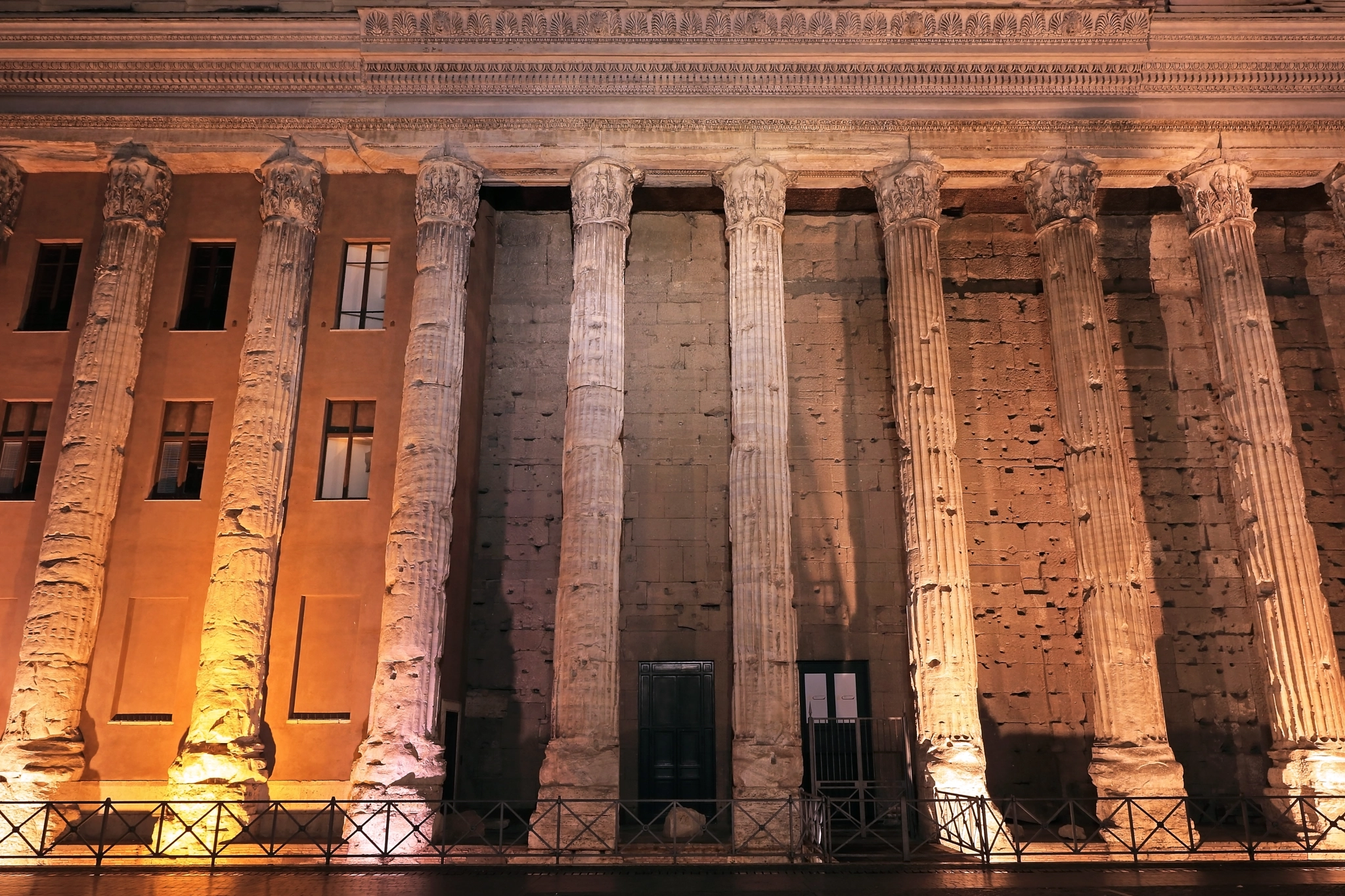 Night Rome. Columns of the Temple of Hadrian