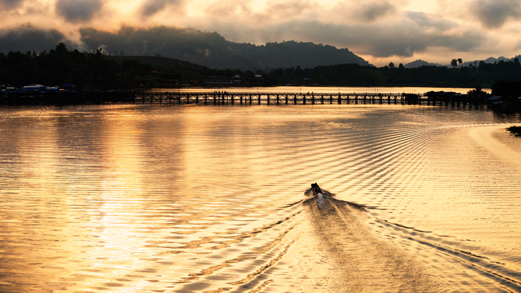 mon bridge at sunrise, Sangkhlaburi by Pakkawit Anantaya on 500px.com