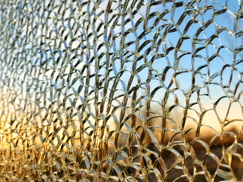 Broken glass by Eszter Demjen on 500px.com