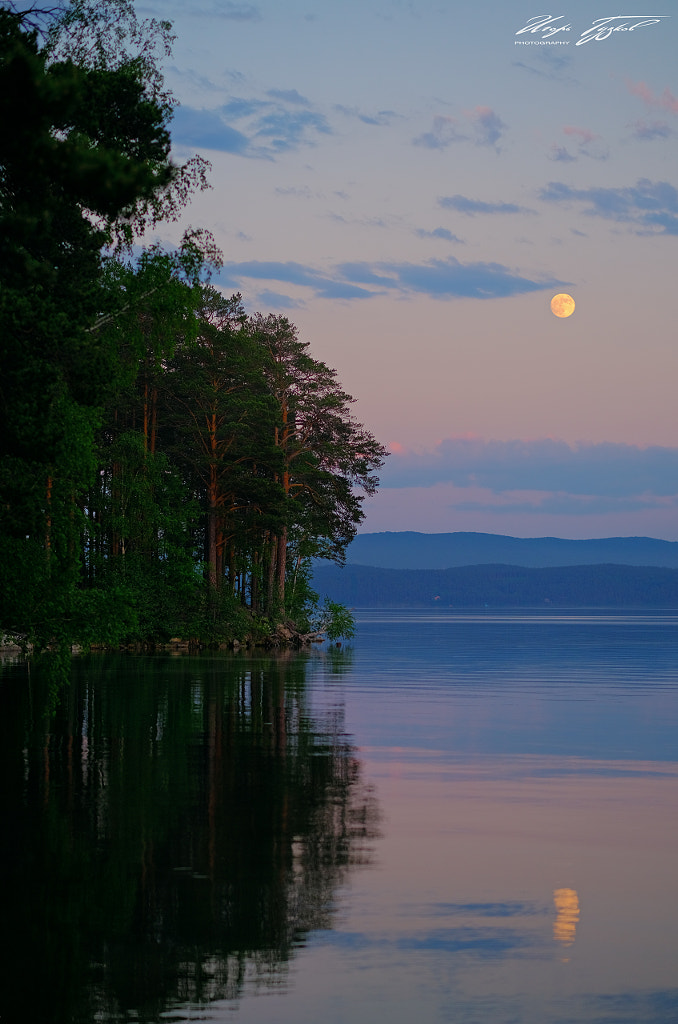 Lake Turgoyak by Igor Goodkov / 500px
