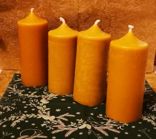 100% honeycomb candles Hand-turned honeycomb candles