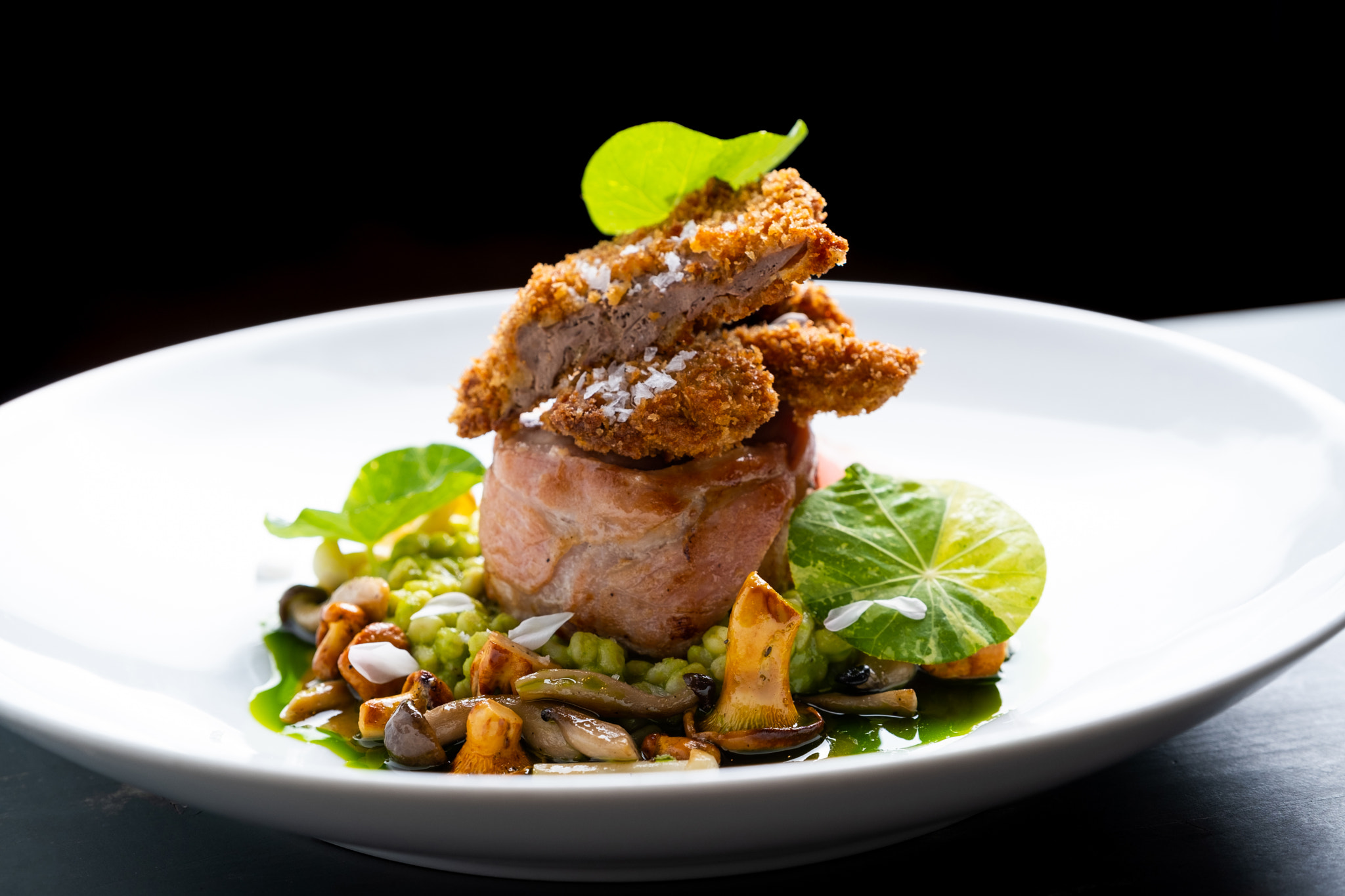 Fine dining By @anyukammondtaetterem ��Encs