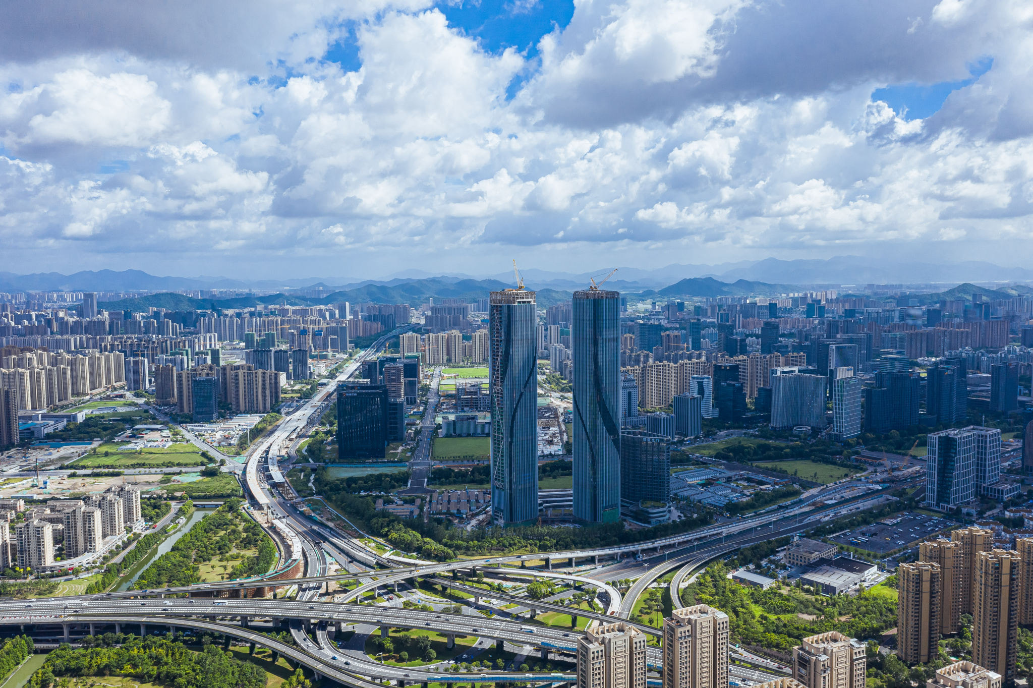 HANGZHOU | Shimao Hangzhou Wisdom Towers | 272m x 2 | 893ft x 2 